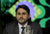 Após demissão, Juscelino Filho reassume mandato de deputado