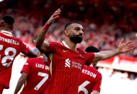 Liverpool conquista a Premier League com o brilho de Salah e Arne Slot