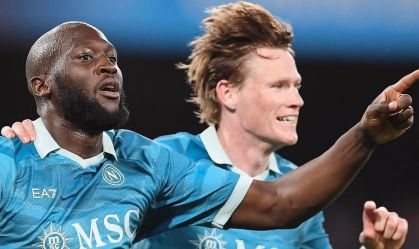 Napoli vence Empoli e segue na briga pela liderança da Serie A