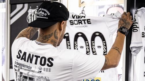 Neymar enfrenta o Atlético-MG com a camisa 100