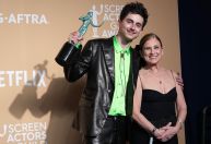Mãe de Timothée Chalamet é corretora de imóveis de luxo; conheça trajetória
