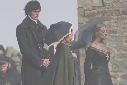 Imagem de filmagens do novo remake de "O Morro dos Ventos Uivantes" vaza nas redes sociais