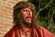 José Loreto e mais famosos interpretam Paixão de Cristo de Nova Jerusalém