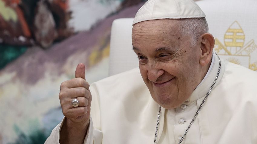 Anel de prata utilizado pelo papa Francisco no dia a dia | Antonio Cotrim - Pool/Getty Images