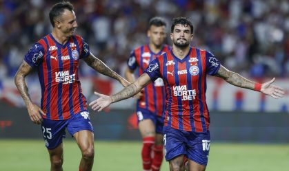 Com pênalti polêmico, Bahia larga na frente do Paysandu pela Copa do Brasil