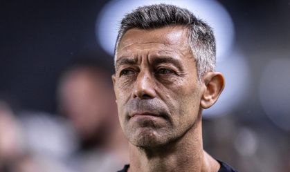 Santos contrata Cleber Xavier sem acordo com Caixinha por rescisão; entenda