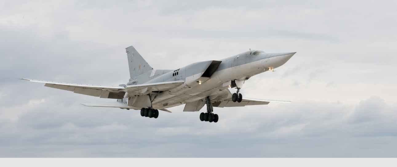 Tupolev Tu-22M3, ou "Backfire C" na codificação da Otan, é um bombardeiro transportador de mísseis supersônicos de longo alcance. Foto de arquivo.
