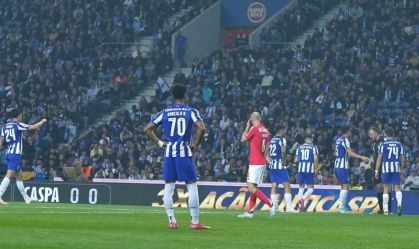 Jogadores do Porto recebem castigo inusitado após goleada para o Benfica