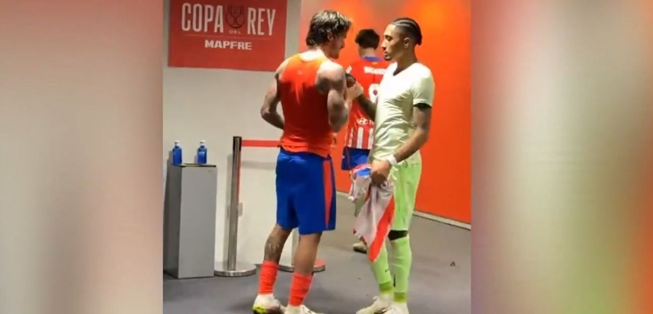 Momento aconteceu no caminho do vestiário