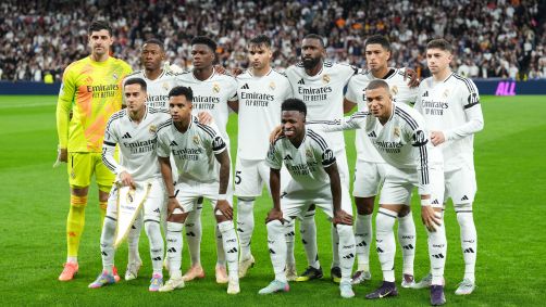 Time do Real Madrid posado para foto antes do duelo contra o Arsenal