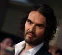 Russell Brand é acusado de mais 2 crimes sexuais, diz polícia britânica