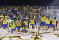 Brasil é hexa ou pentadecacampeão no futebol de areia? Entenda