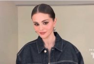 Selena Gomez ganha prêmio de "Mulher do Ano", mas não comparece à cerimônia