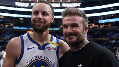 Stephen Curry presenteou David Beckham com camisa dos Warriors