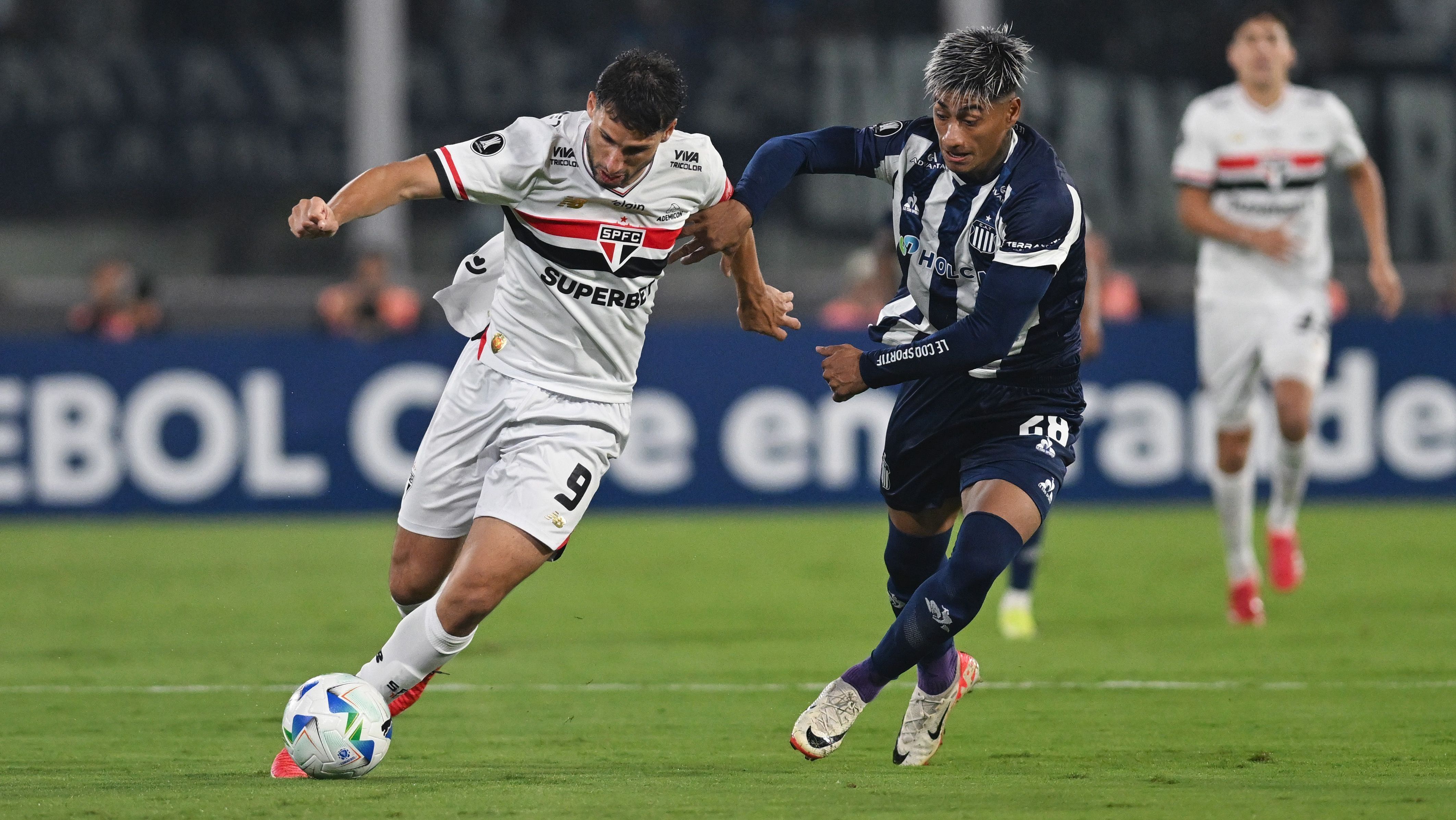 Lance de Talleres x São Paulo pela Libertadores