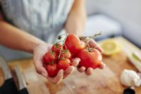 Tomate pode ser um aliado contra o câncer; veja por quê