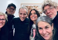 Após cirurgia, Tony Bellotto recebe visita de Branco Mello e Sérgio Britto
