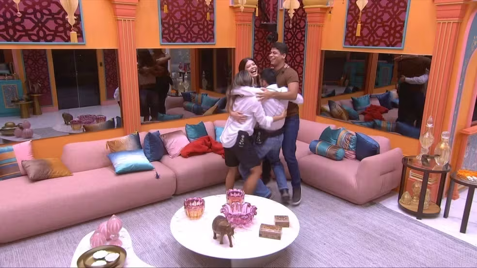 BBB25: João Pedro, Renata e Vitória Strada defendem vaga na grande final
