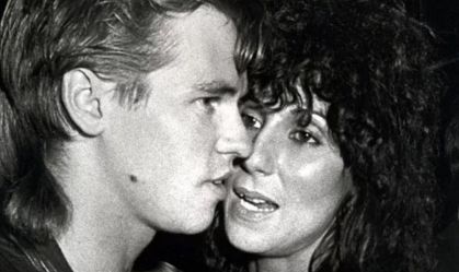 Cher homenageia ex-namorado Val Kilmer após morte: "Sentirei sua falta"