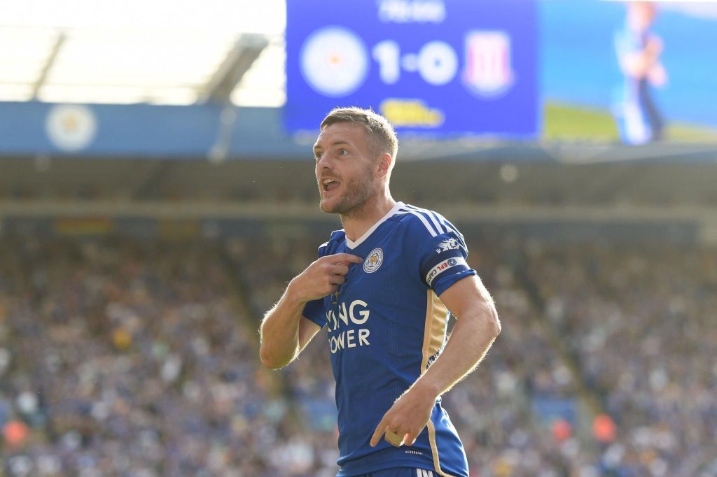 Vardy comemora um de seus gols pelo Leicester City
