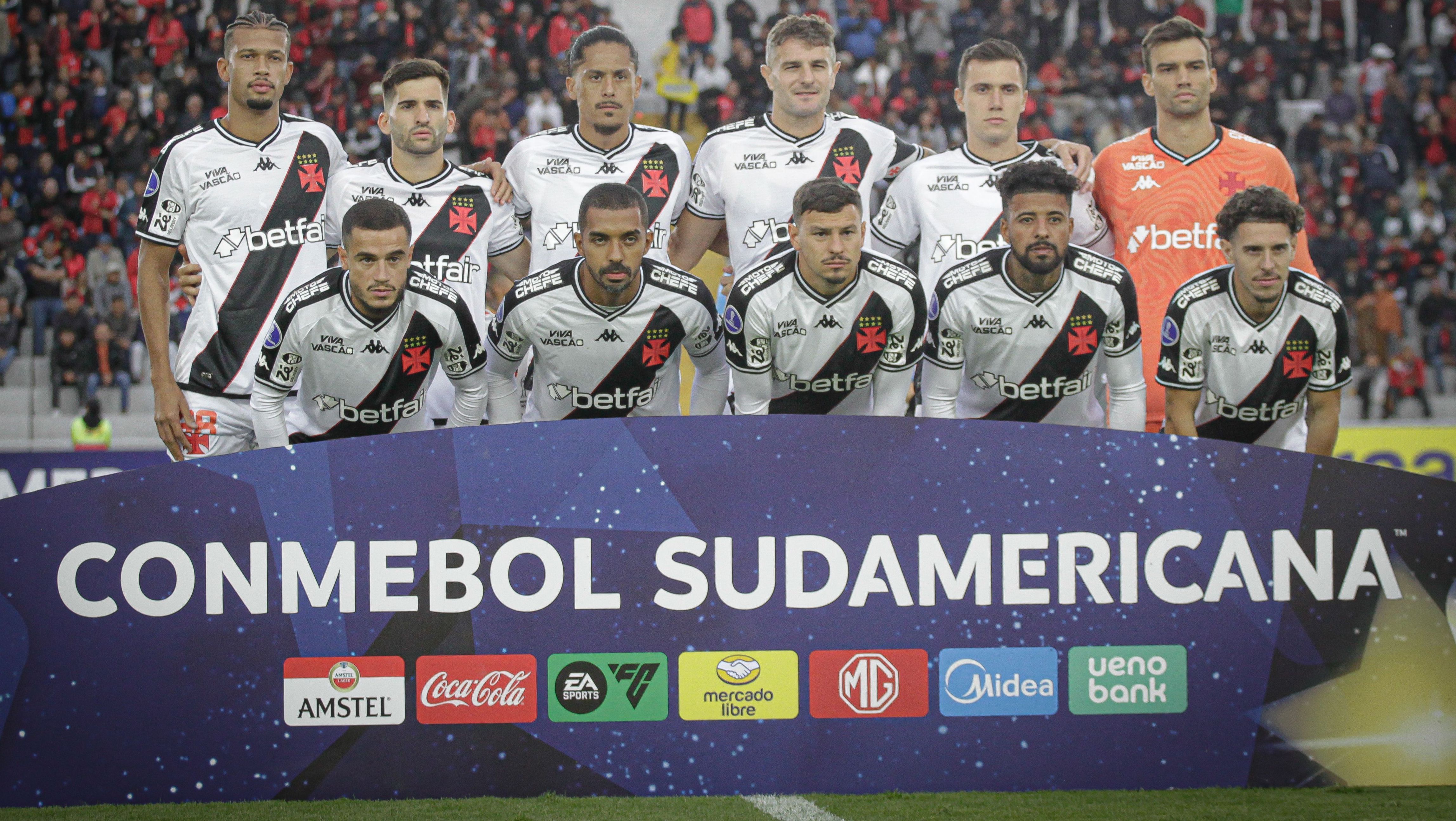 Time do Vasco para a estreia na Sul-Americana contra o Melgar