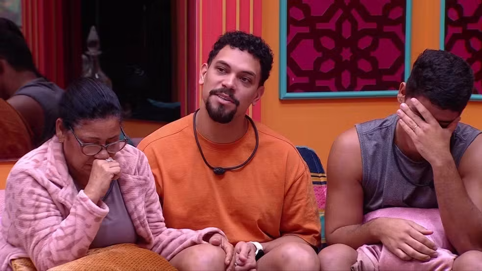 Vinícius é eliminado do BBB25, com 52,69% dos votos