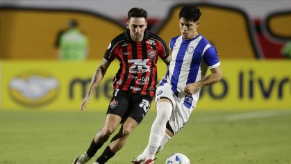 Vitória e Cerro Largo em jogo da Sul-Americana