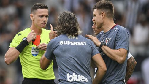 Zubeldía discutiu com árbitro durante confronto do São Paulo com o Atlético-MG