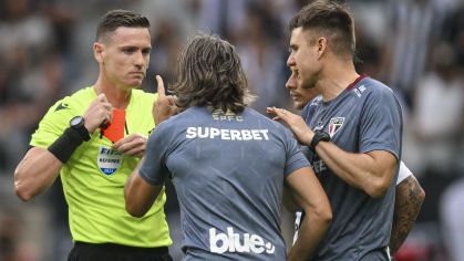 Zubeldía discutiu com árbitro durante confronto do São Paulo com o Atlético-MG