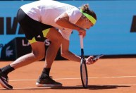 Zverev é advertido por fotografar marca de bola contestada no Madrid Open