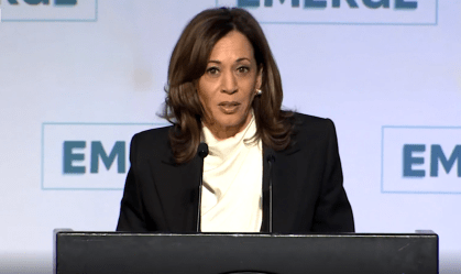 Kamala Harris acusa Trump de abandonar os ideais americanos