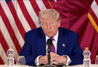 Trump pressiona sistema educacional dos EUA com ataques contra Harvard