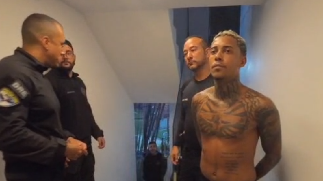 MC Poze do Rodo e CV: veja imagens da prisão do funkeiro | CNN Brasil