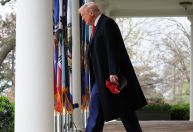 Trump considera novas sanções à Rússia em meio a frustração com ataques