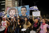 Palestinos e israelenses dizem ter esperança na paz em meio a cessar-fogo