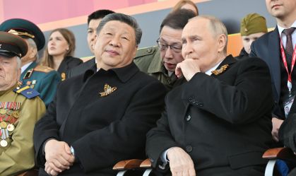 Putin assiste desfile do Dia da Vitória junto a líderes mundiais em Moscou