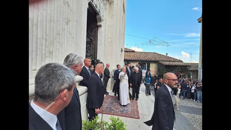 Pope Leo makes surprise visit to Catholic shrine east of Rome