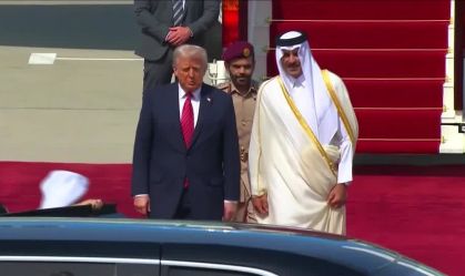 Donald Trump chega ao Catar após passagem pela Arábia Saudita