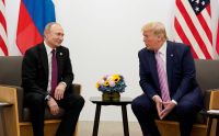 Análise: O jogo do Vladimir Putin é enrolar Donald Trump
