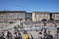 Ataque em escola na Finlândia deixa ao menos três alunos feridos