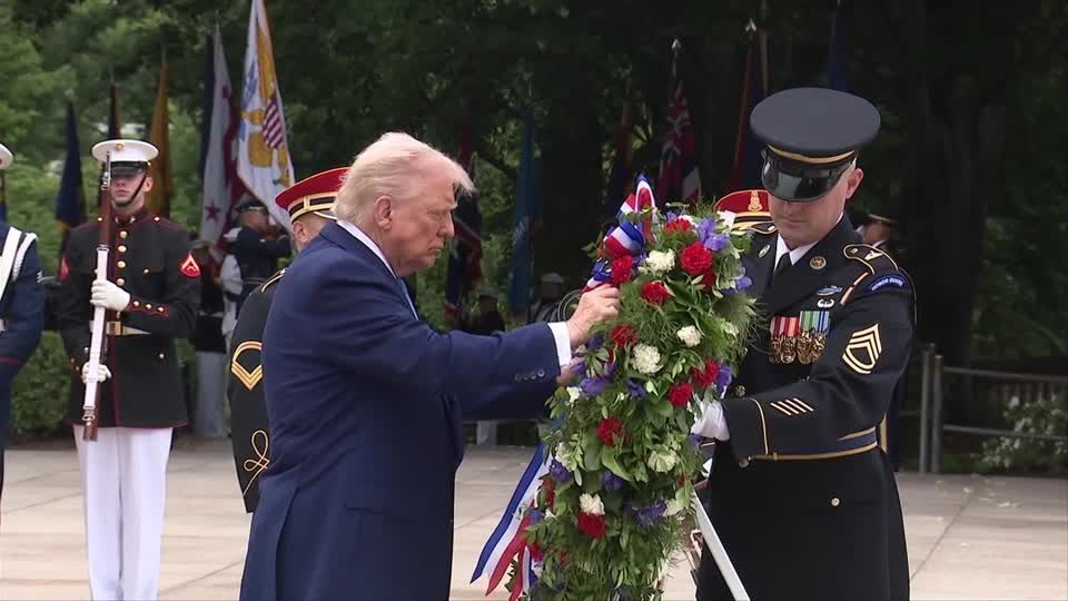 Trump lays wreath to honor fallen service members at Memorial Day ceremony