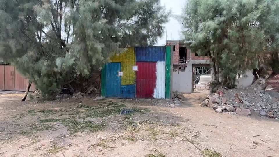 Authorities discover 17 corpses inside a home in Central Mexico