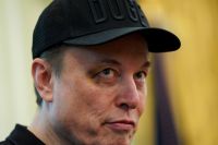 Olho roxo de Musk: Bilionário diz que levou soco de filho pequeno