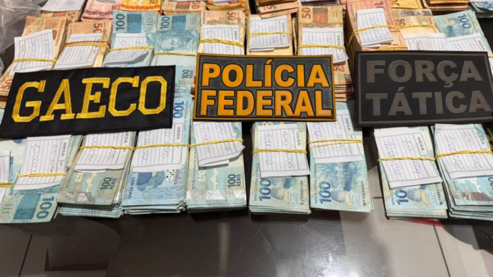 Operação contra quadrilha suspeita de realizar operações financeiras ilícitas foi realizada nesta terça (7)