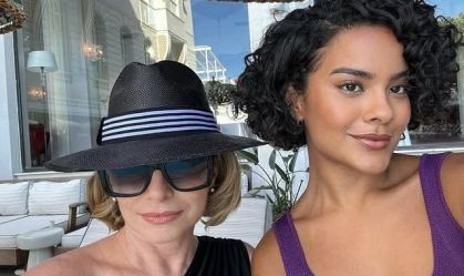 Odete e Maria de Fátima unidas? Bella Campos posta foto ao lado da vilã