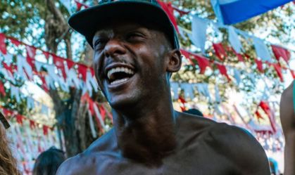 Quem era Vitinho, jovem morto pela PM, em Caraíva, na Bahia