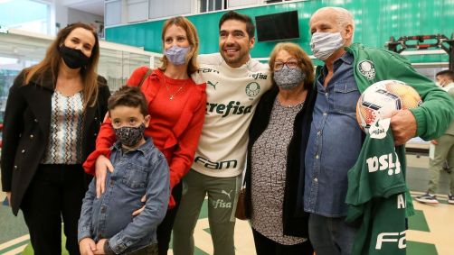 Abel Ferreira, técnico do Palmeiras, interessa a CBF para o lugar de Dorival Júnior
