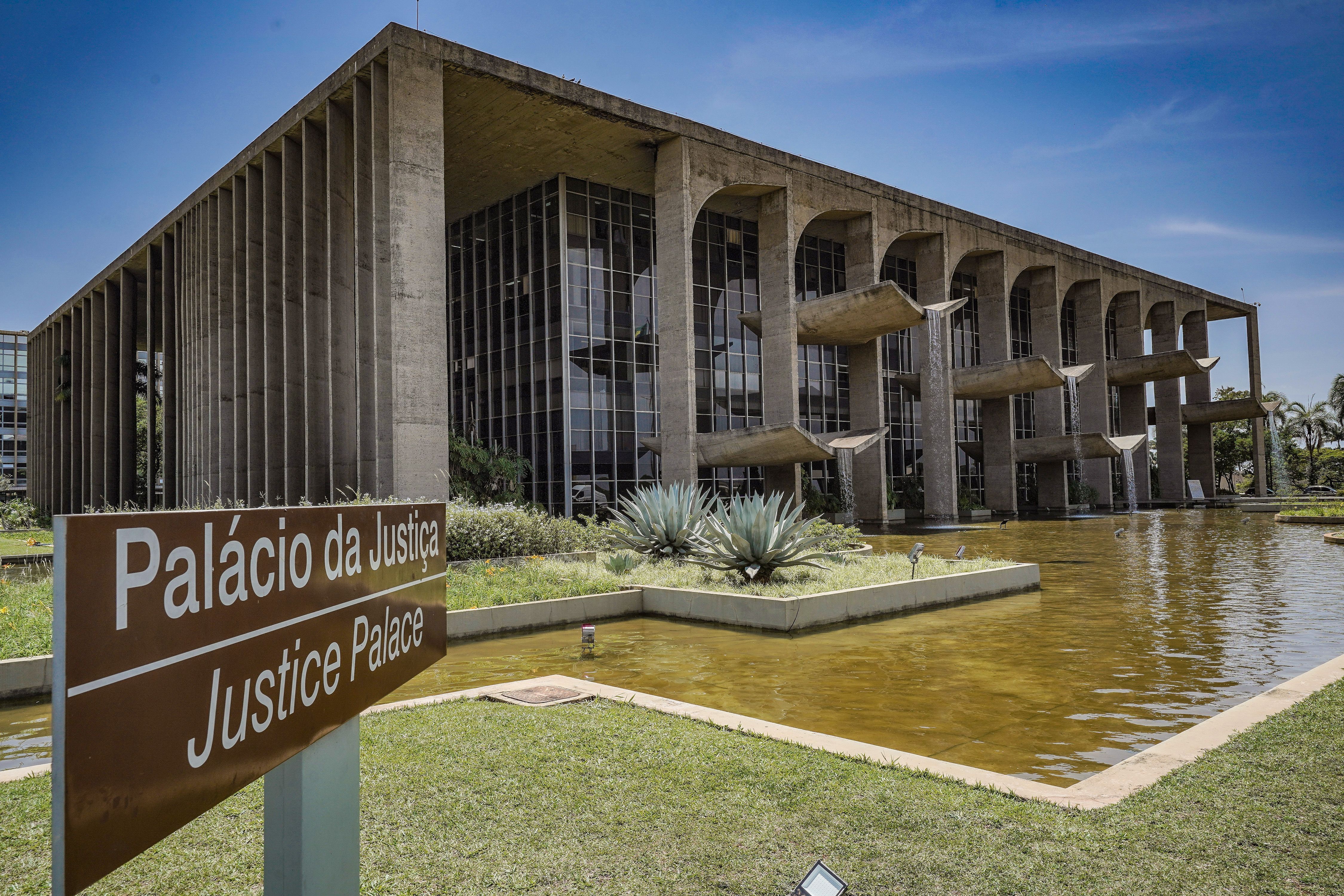 Fachada do Ministério
