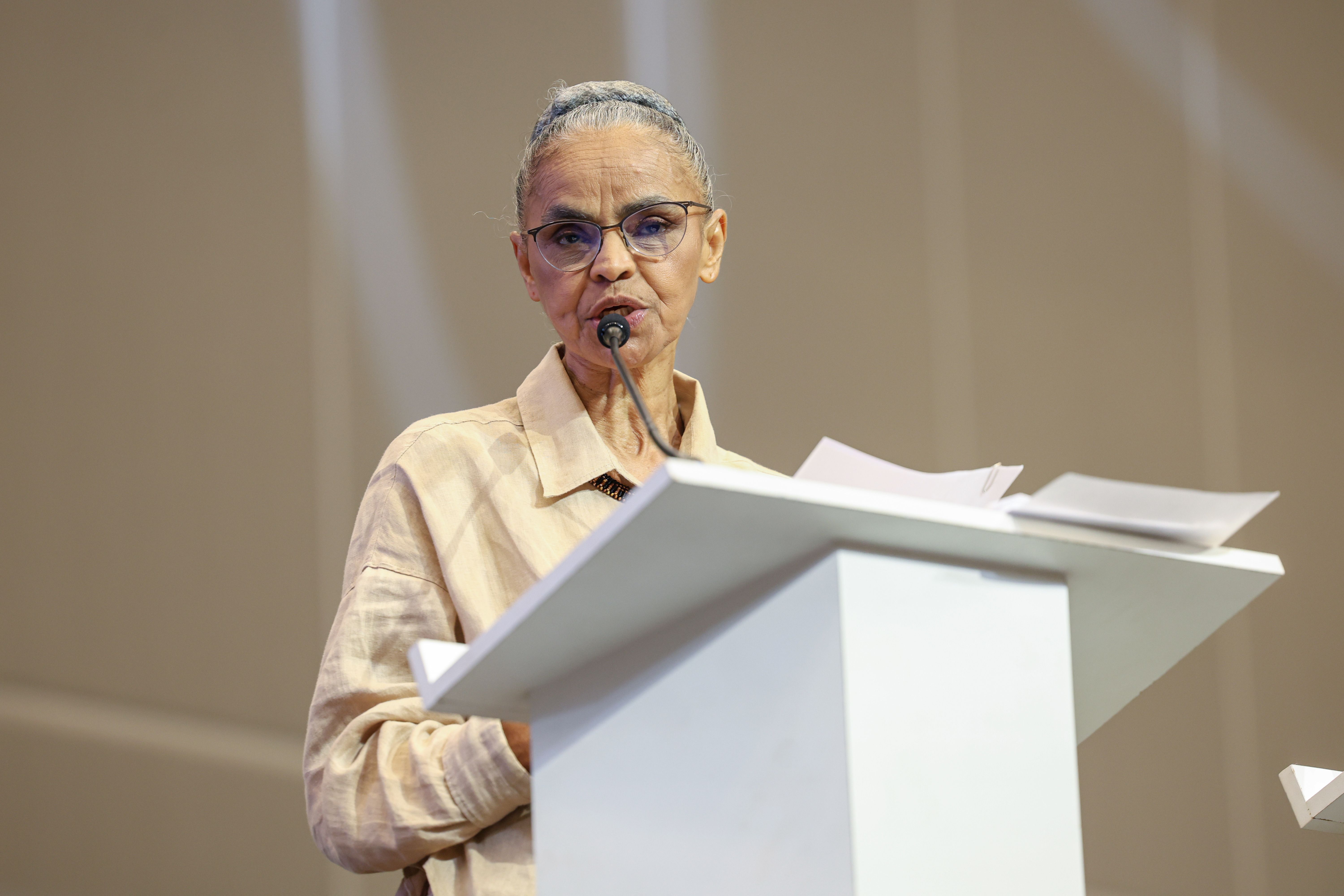 Imagem de destaque do post: Marina Silva critica aumento de gastos militares e cobra ação climática