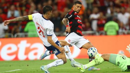 Arrascaeta marcou gol contra o Bahia pelo Brasileirão